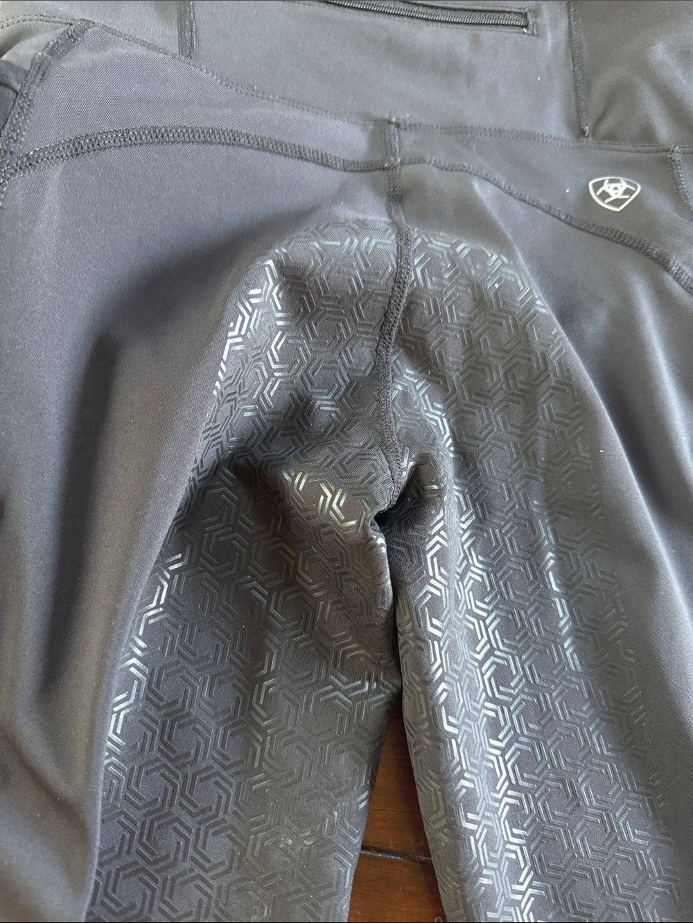Ariat Black ARIATTEK Performance Legging Tag Detail - Picture 4 of 4